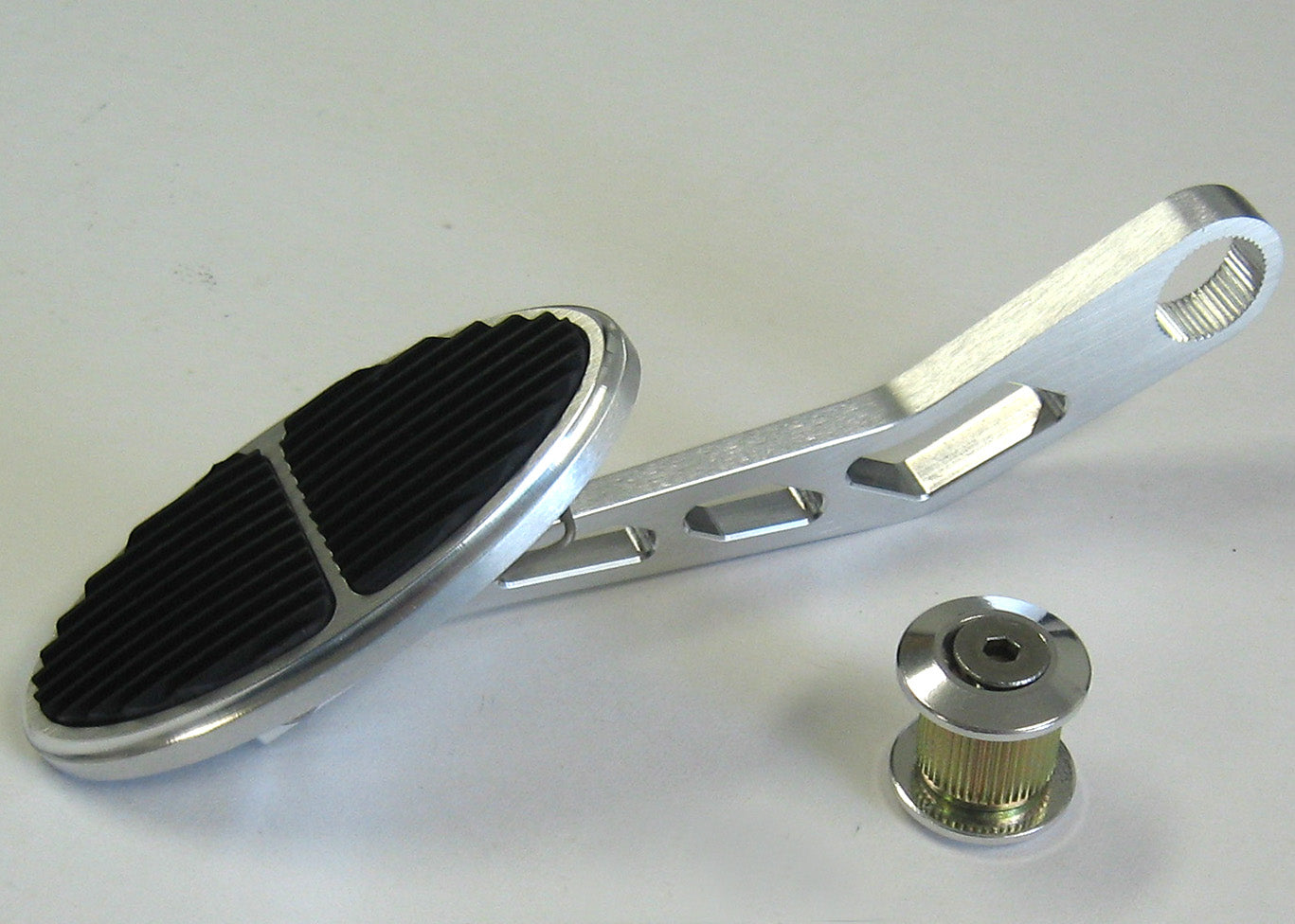 STANDARD OVAL THROTTLE PEDAL FOR LOKAR DRIVE-BY-WIRE WITH RUBBER INSERT