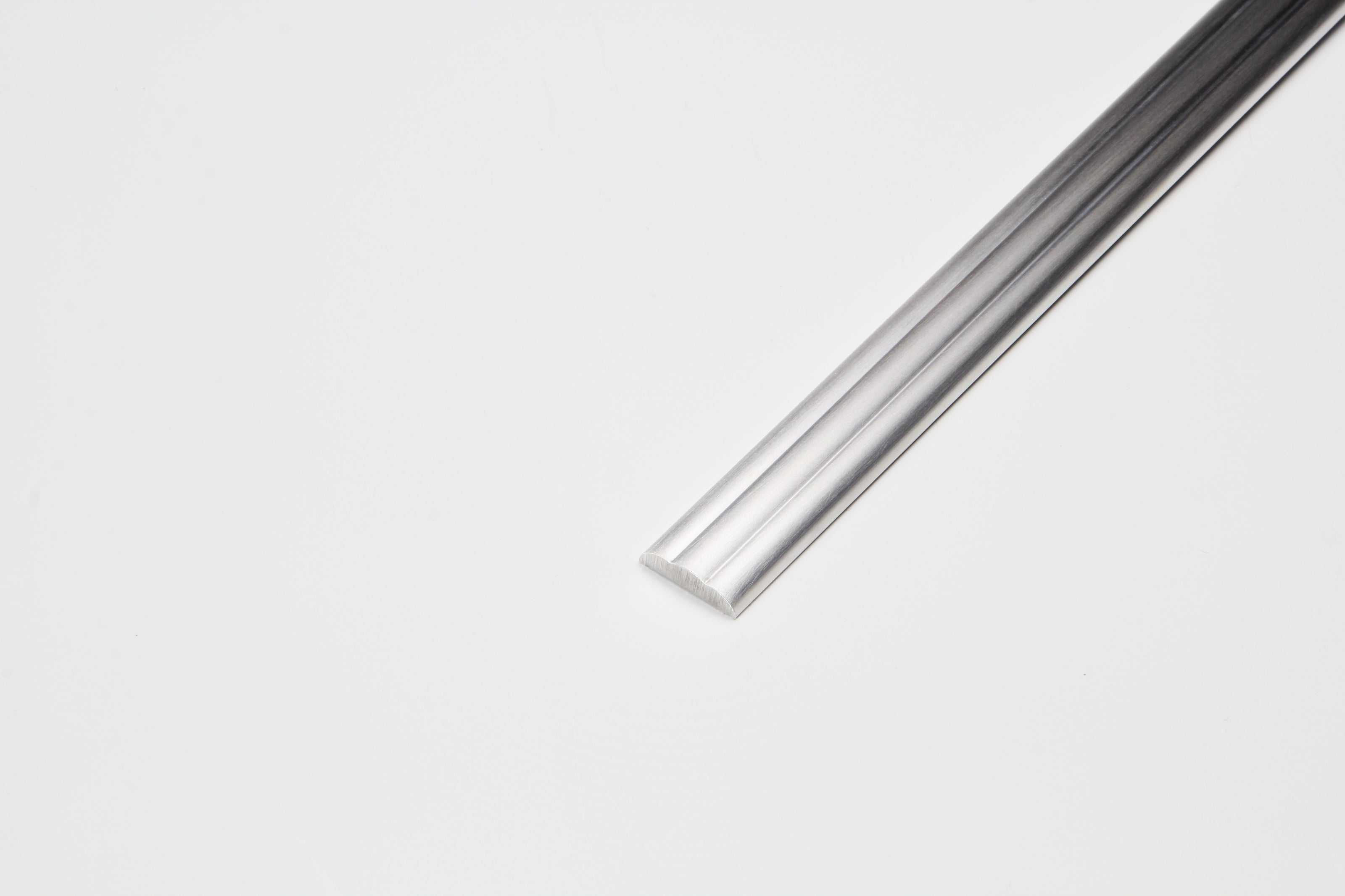 ALUMINUM EXTERIOR TRIM RIBBED 8'