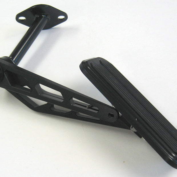BLACK THROTTLE ASSEMBLY FOR '68-'72 CHEVY II/NOVA WITH RUBBER INSERT