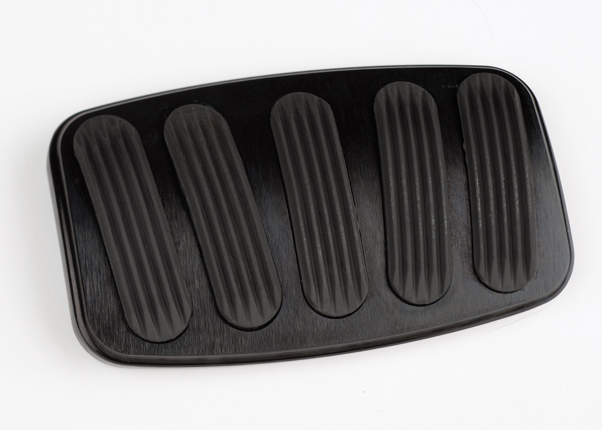 CURVED BLACK AUTO BRAKE PEDAL PAD FOR '76-'77 BRONCO